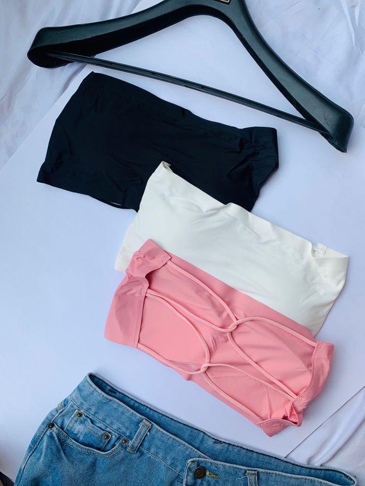 Cherry 2 Way Hooked Seamless Strapless Bra