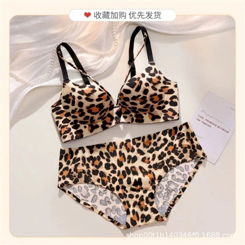 Elastane Foamy Double Padded Front Stripped Bra Set